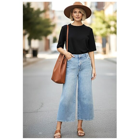 H&M - High waist culotte light wash blue jeans - Picture 2 of 11